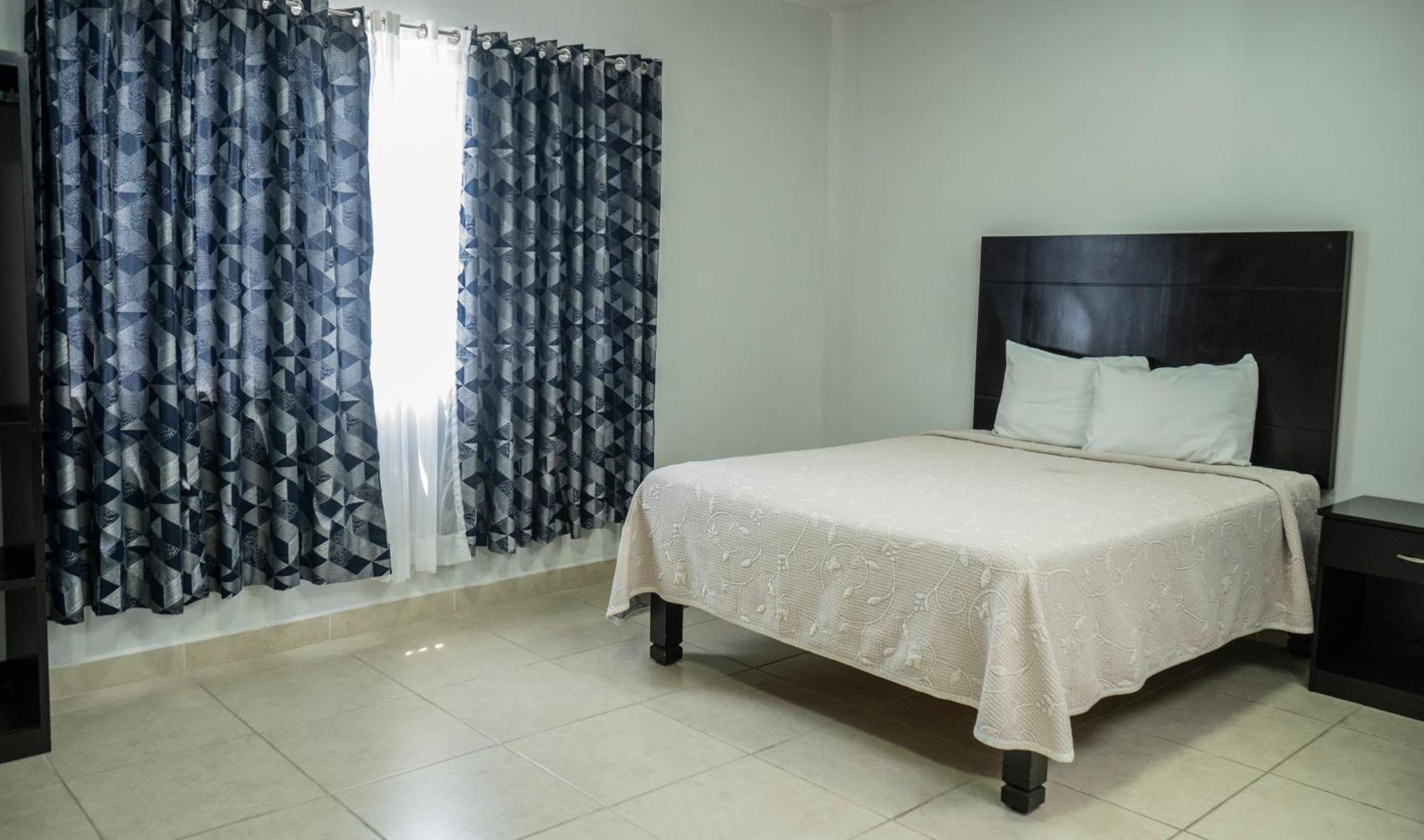 Hotel Tampico Express Сьюдад-Мадеро Экстерьер фото